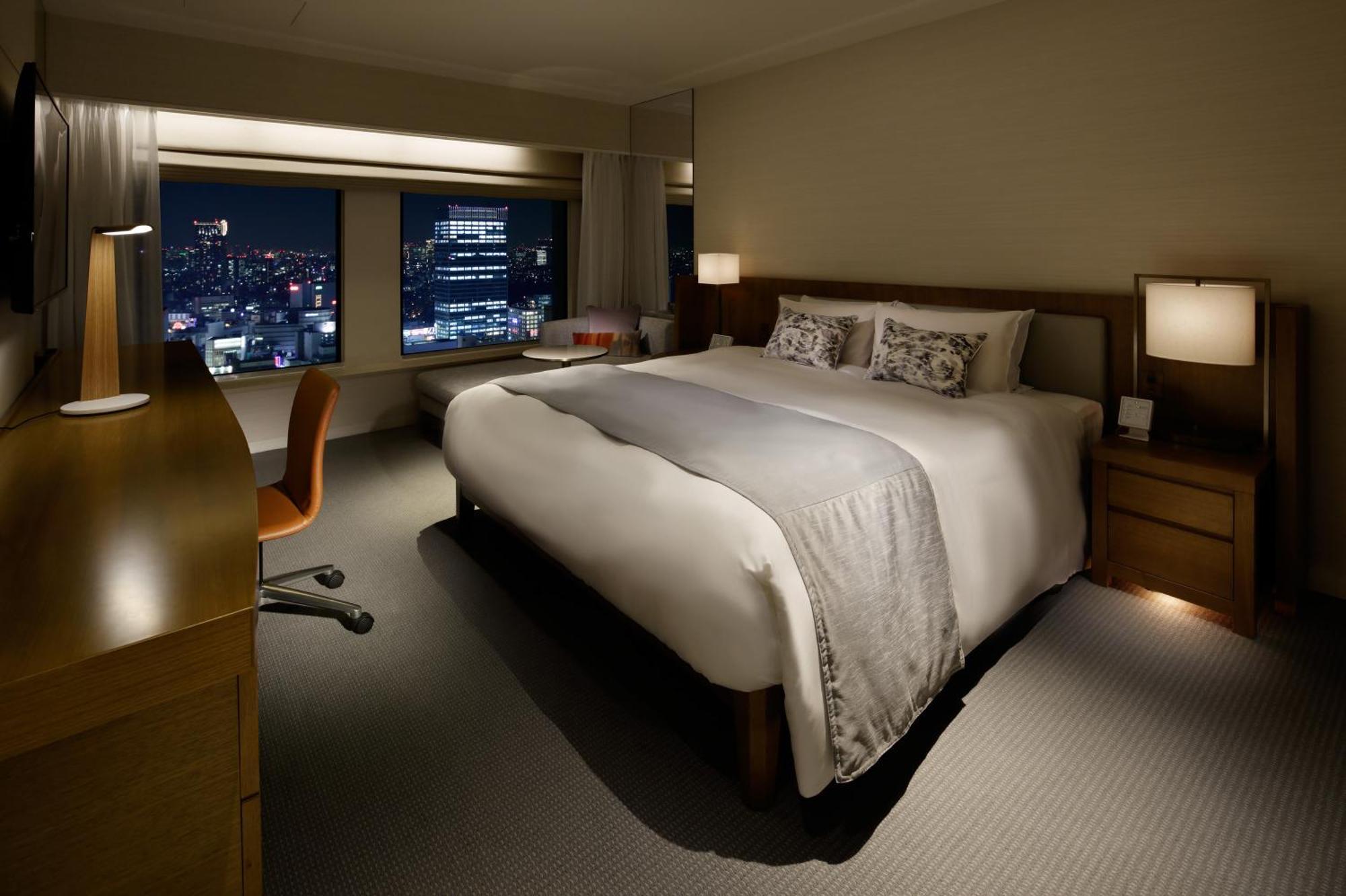 Club Floor "Premier Grand" Superior King Room Club Lounge Access Non-Smoking