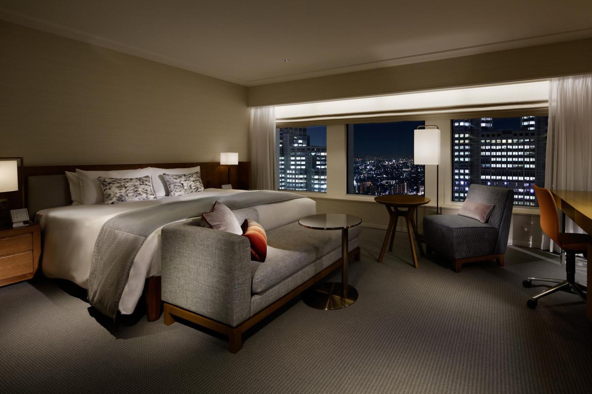 Club Floor "Premier Grand" Deluxe King Room Club Lounge Access Non-Smoking